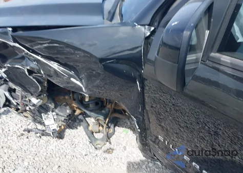 2018 Chevrolet Silverado 1500 1Lt из США, поврежденный, VIN 3GCPCREC0JG490479